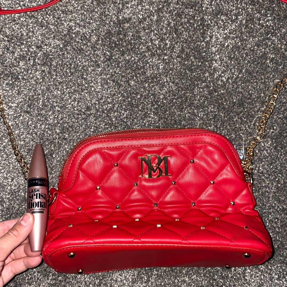 Red Purse - Picture 7 of 10